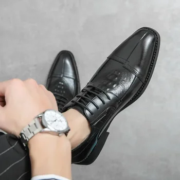 Весенняя мужская обувь 2023 года, Новые черные официальные кожаные туфли в британском стиле для работы, бизнеса, отдыха, свадьбы для жениха, высокого качества
