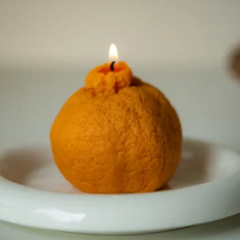 Имитация ароматерапевтической свечи в форме апельсина