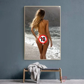 Настенная живопись современного искусства Сексуальная девушка, гуляющая по пляжу, обнаженные женщины, плакаты с картинками, печать на холсте для домашнего декора гостиной